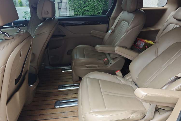 Used Buick GL8 2017 ES 28T Flagship Model China V Standard Left Rear Seat