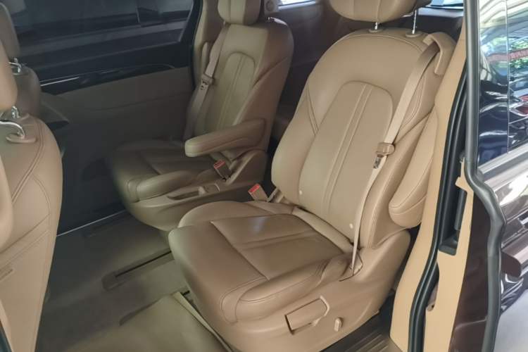 Used Buick GL8 2017 ES 28T Premium Version China V Standard Left Rear Seat
