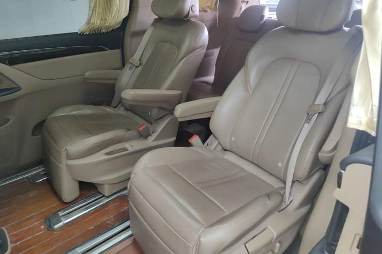 Used Buick GL8 2017 ES 28T Luxury Model China V Standard Left Rear Seat