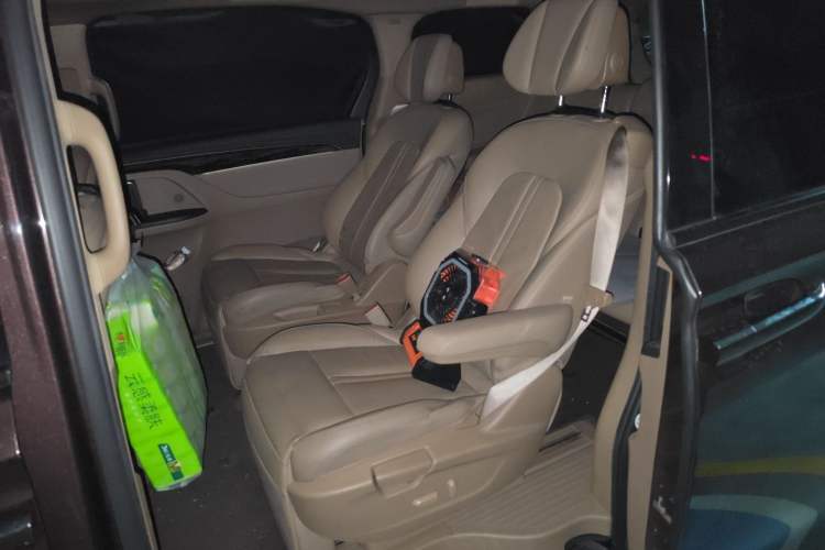 Used Buick GL8 2017 ES 28T Luxury Model China V Standard Left Rear Seat