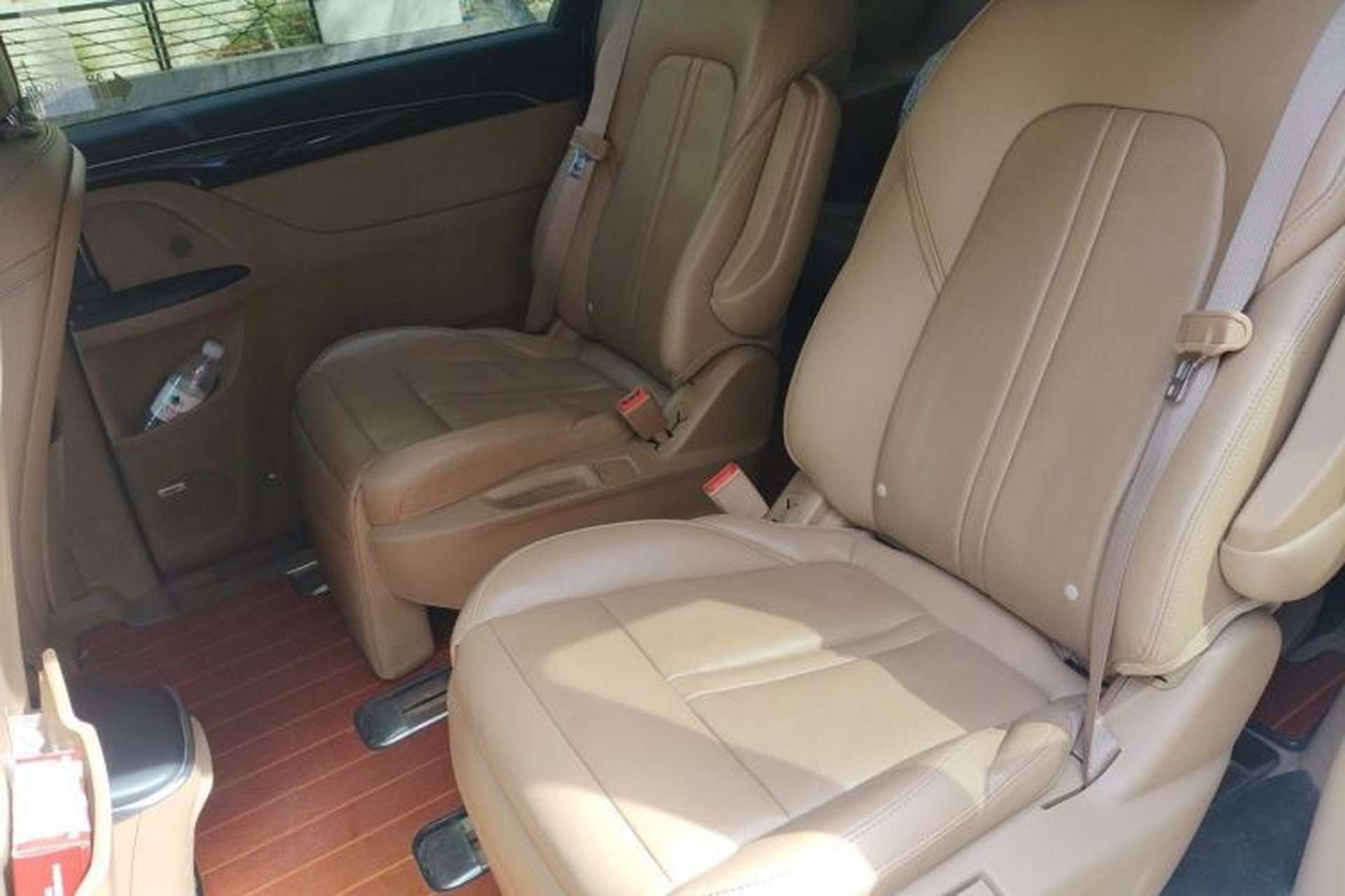 Used Buick GL8 2017 ES 28T Luxury Model China V Standard Left Rear Seat