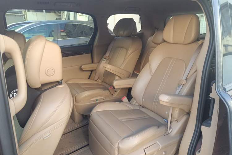 Used Buick GL8 2017 ES 28T Luxury Model China V Standard Left Rear Seat