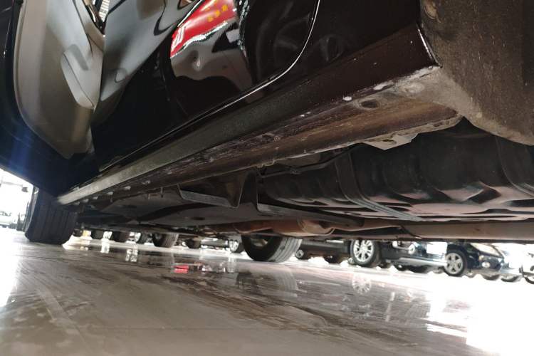 Used Buick GL8 2017 ES 28T Comfort Model China V Standard Left Side Sill