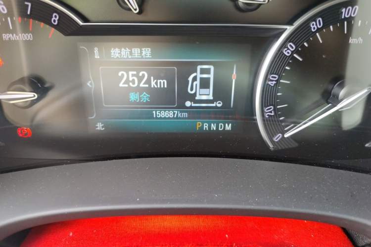 Used Buick GL8 2017 ES 28T Comfort Model China V Standard Odometer Close Up