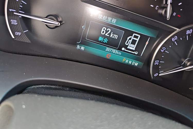 Used Buick GL8 2017 28T Avenir Avia National Emission Standard V Odometer Close Up