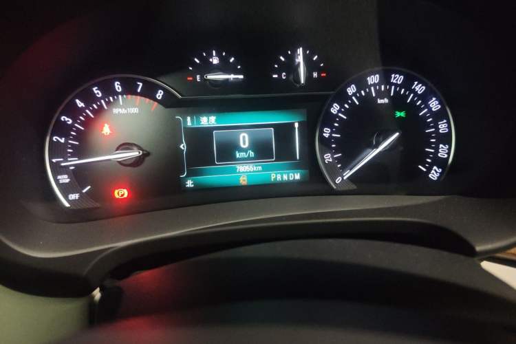 Used Buick GL8 2017 ES 28T Comfort Model China V Standard Odometer Close Up