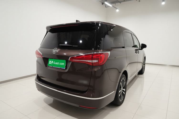 Used Buick GL8 2017 ES 28T Luxury Model China V Standard Rear Right 45 Deg