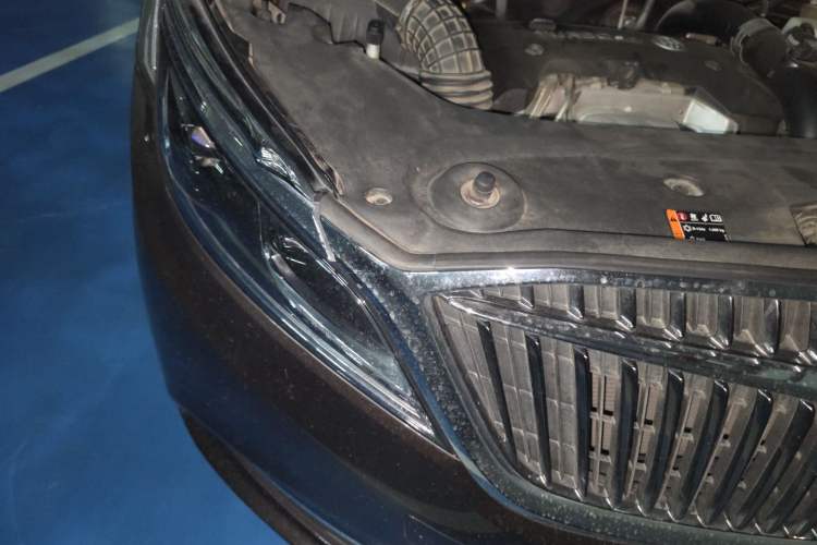 Used Buick GL8 2017 ES 28T Luxury Model China V Standard Right Front Headlight