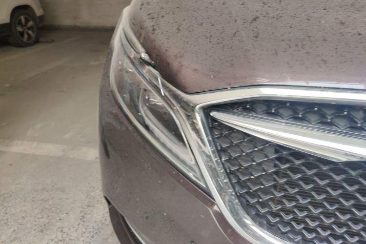 Used Buick GL8 2017 ES 28T Premium Version China V Standard Right Front Headlight