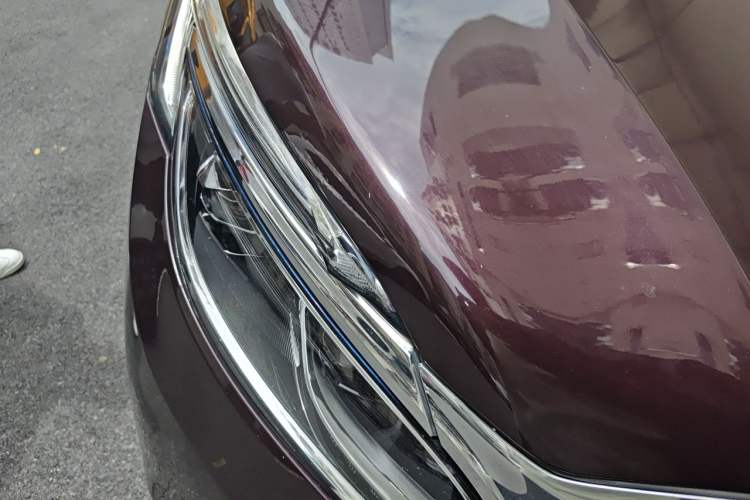 Used Buick GL8 2017 28T Avenir Avia National Emission Standard V Right Front Headlight
