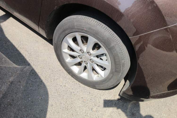 Used Buick GL8 2017 ES 28T Comfort Model China V Standard Right Front Wheel Hub