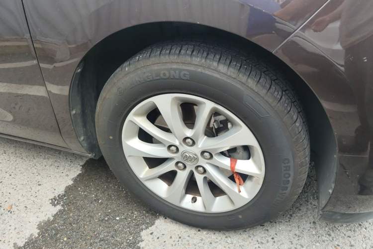 Used Buick GL8 2017 ES 28T Comfort Model China V Standard Right Front Wheel Hub