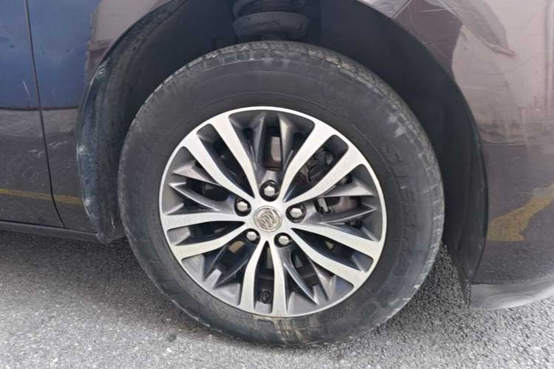 Used Buick GL8 2017 ES 28T Luxury Model China V Standard Right Front Wheel Hub