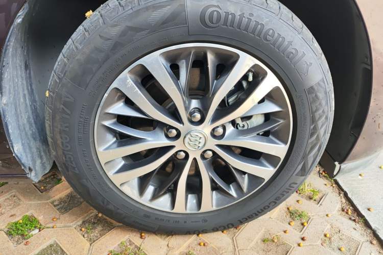Used Buick GL8 2017 ES 28T Flagship Model China V Standard Right Front Wheel Hub
