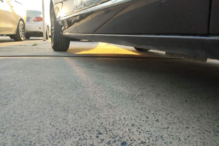 Used Buick GL8 2017 ES 28T Flagship Model China V Standard Right Side Sill