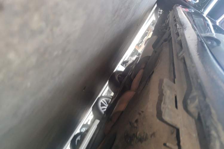 Used Buick GL8 2017 ES 28T Luxury Model China V Standard Right Side Sill