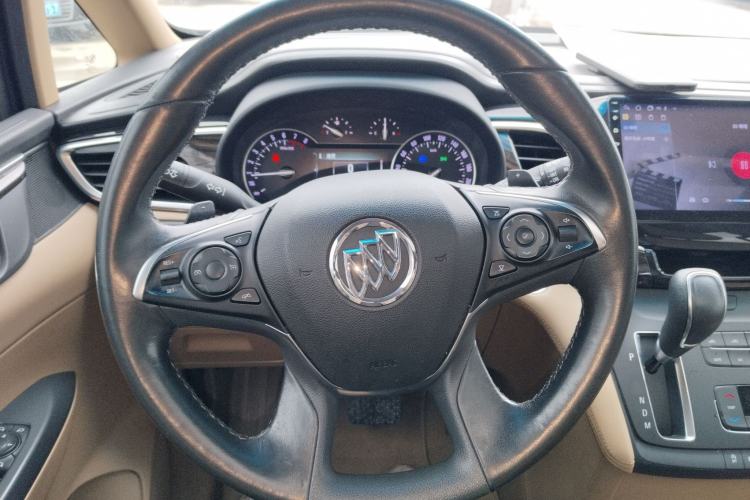 Used Buick GL8 2017 ES 28T Premium Version China V Standard Steering Wheel