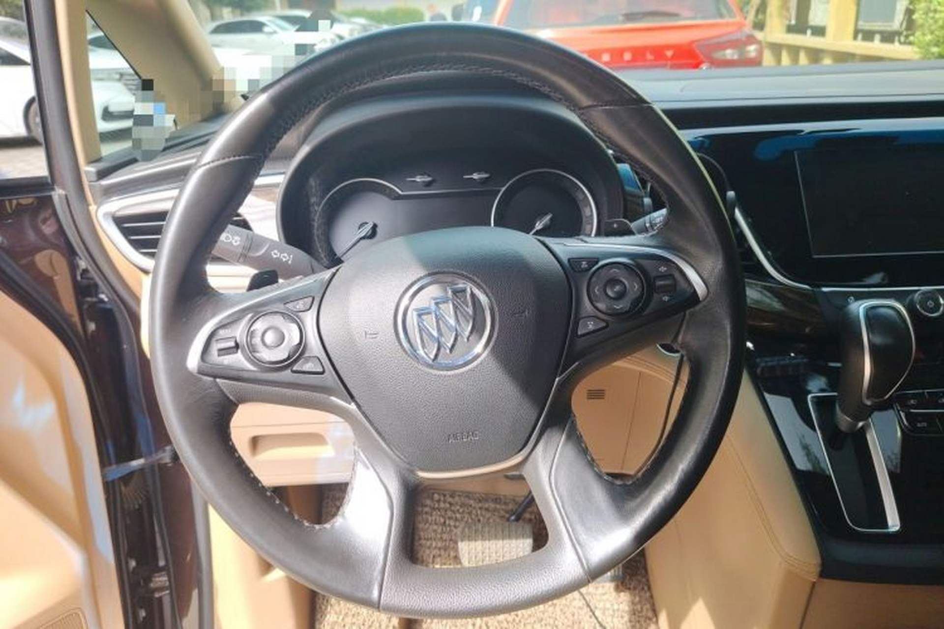 Used Buick GL8 2017 ES 28T Luxury Model China V Standard Steering Wheel