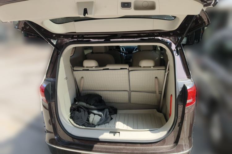 Used Buick GL8 2017 ES 28T Comfort Model China V Standard Trunk