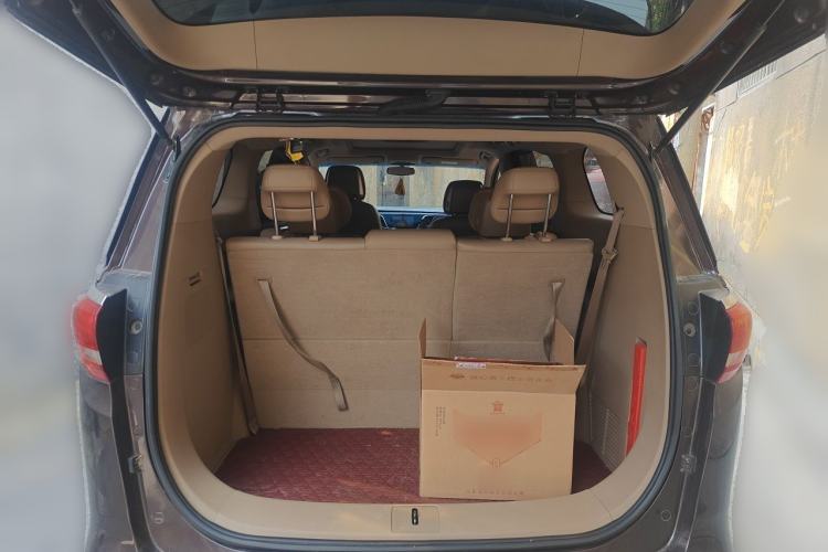 Used Buick GL8 2017 ES 28T Premium Version China V Standard Trunk