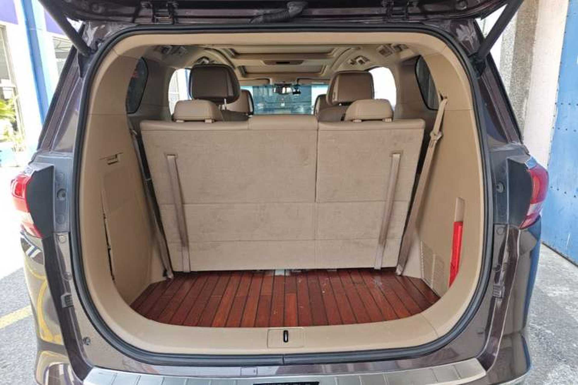 Used Buick GL8 2017 ES 28T Luxury Model China V Standard Trunk