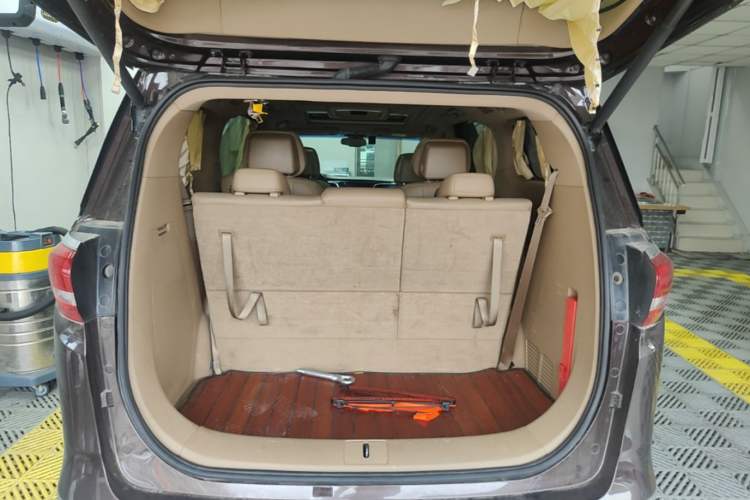 Used Buick GL8 2017 ES 28T Luxury Model China V Standard Trunk
