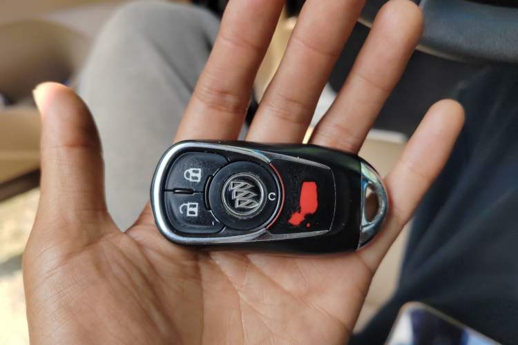 Used Buick GL8 2017 ES 28T Premium Version China V Standard Vehicle Key