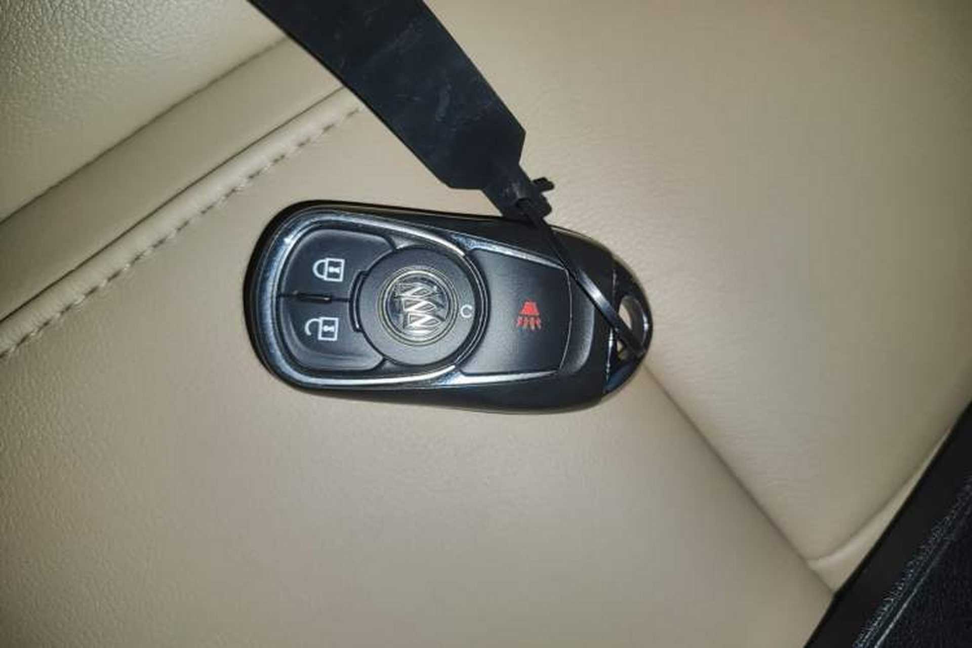 Used Buick GL8 2017 ES 28T Premium Version China V Standard Vehicle Key