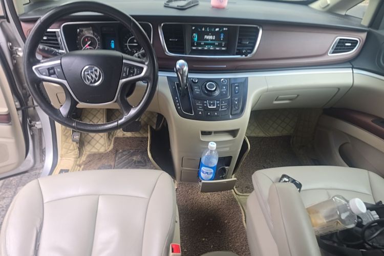Used Buick GL8 2017 25S Comfort Version China V Standard Audio And AC Panel