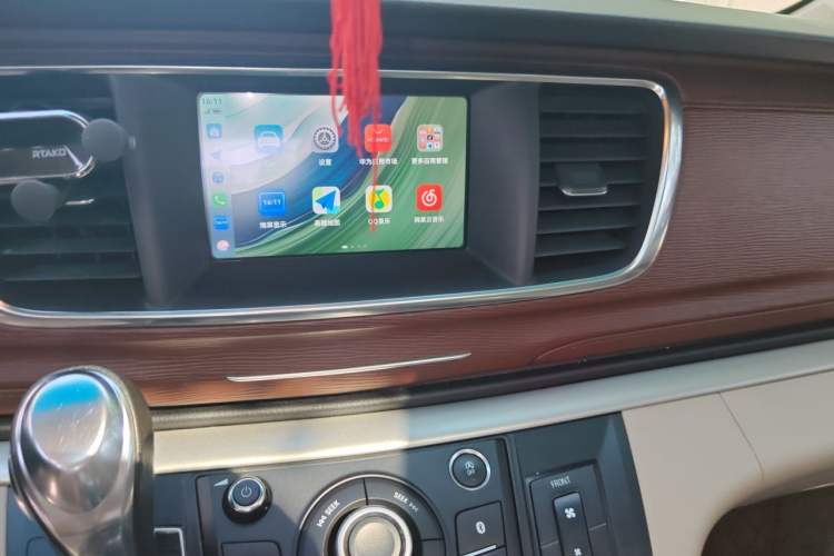Used Buick GL8 2017 25S Luxury Version China V Standard Audio And AC Panel