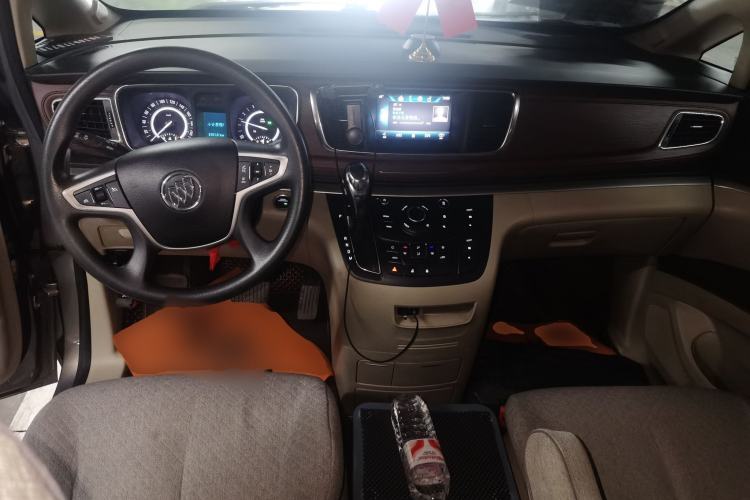 Used Buick GL8 2017 25S Comfort Version China V Standard Center Console