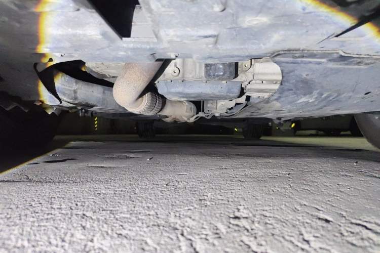 Used Buick GL8 2017 ES 28T Comfort Model China V Standard Chassis Front