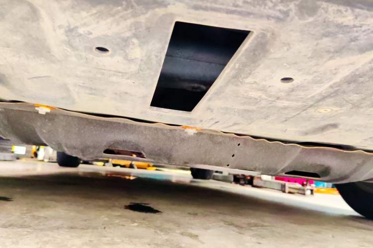 Used Buick GL8 2017 ES 28T Flagship Model China V Standard Chassis Front