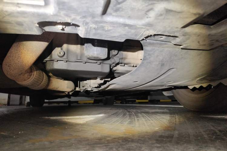 Used Buick GL8 2017 ES 28T Flagship Model China V Standard Chassis Front