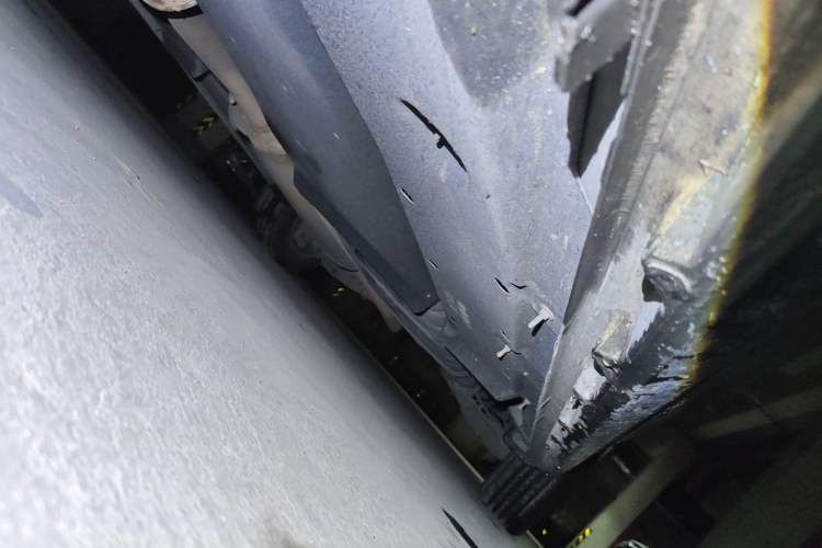 Used Buick GL8 2017 ES 28T Comfort Model China V Standard Chassis Front Left