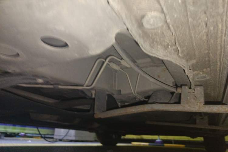 Used Buick GL8 2017 25S Luxury Version China V Standard Chassis Front Left