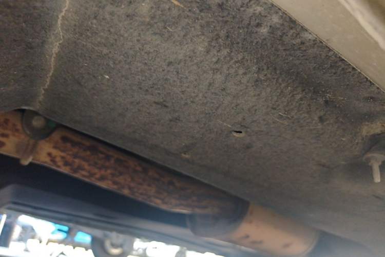 Used Buick GL8 2017 ES 28T Comfort Model China V Standard Chassis Front Right