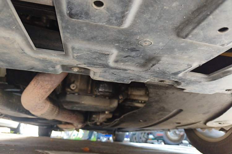 Used Buick GL8 2017 ES 28T Comfort Model China V Standard Chassis Front