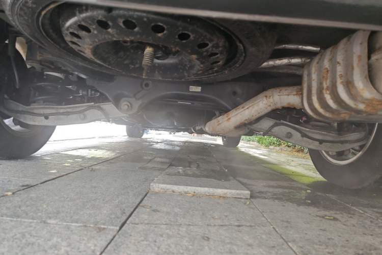 Used Buick GL8 2017 ES 28T Comfort Model China V Standard Chassis Rear