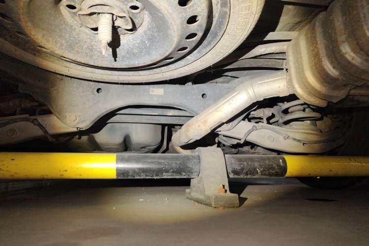 Used Buick GL8 2017 ES 28T Flagship Model China V Standard Chassis Rear