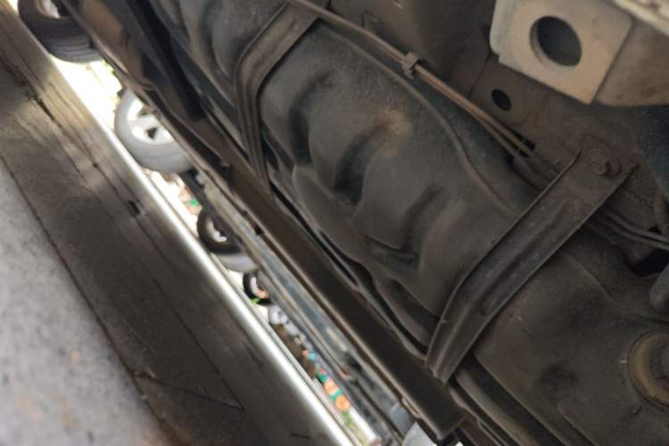 Used Buick GL8 2017 ES 28T Comfort Model China V Standard Chassis Rear Left
