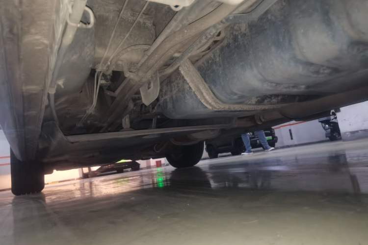 Used Buick GL8 2017 25S Comfort Version China V Standard Chassis Rear Left