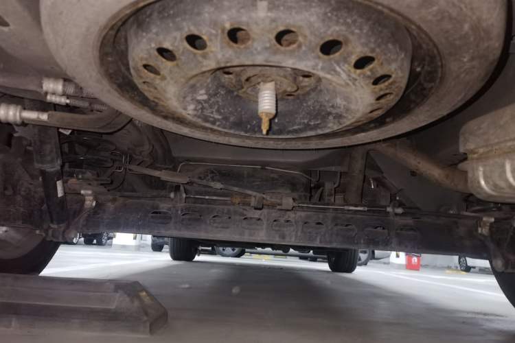 Used Buick GL8 2017 25S Comfort Version China V Standard Chassis Rear