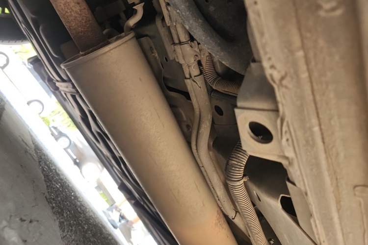Used Buick GL8 2017 ES 28T Luxury Model China V Standard Chassis Rear Right