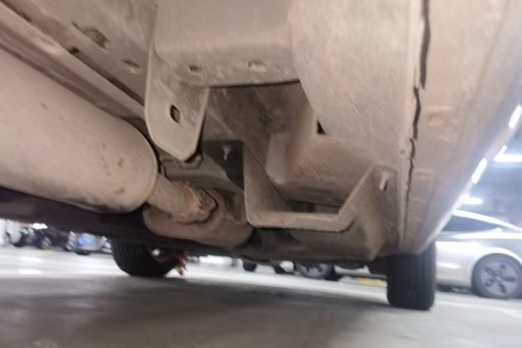 Used Buick GL8 2017 25S Comfort Version China V Standard Chassis Rear Right
