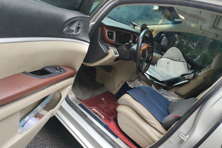 Used Buick GL8 2017 25S Luxury Version China V Standard Driver Seat