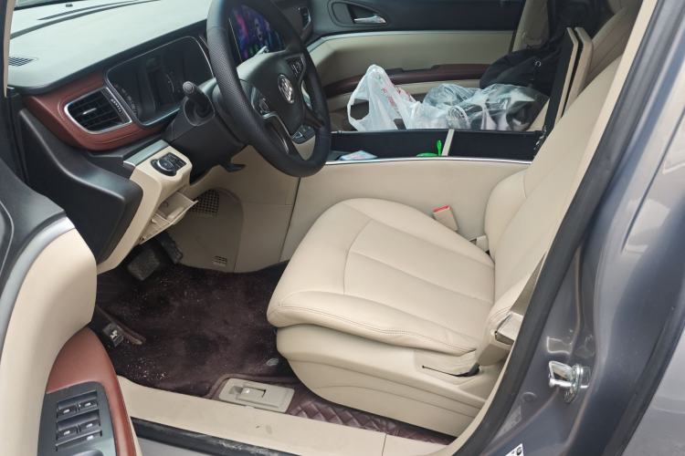 Used Buick GL8 2017 25S Comfort Version China V Standard Driver Seat