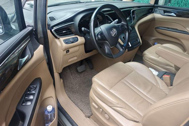 Used Buick GL8 2017 ES 28T Premium Version China V Standard Driver Seat