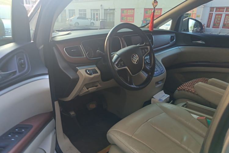 Used Buick GL8 2017 25S Prestige Version China V Standard Driver Seat