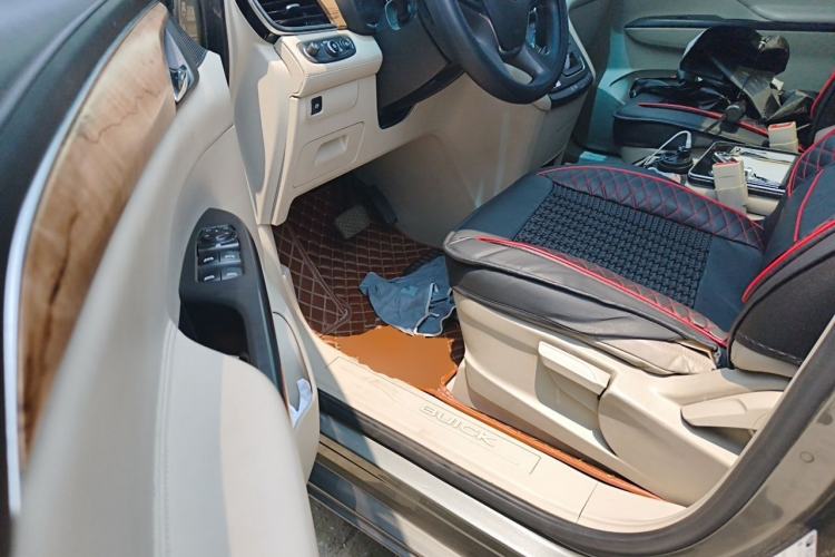 Used Buick GL8 2017 ES 28T Comfort Model China V Standard Driver Seat